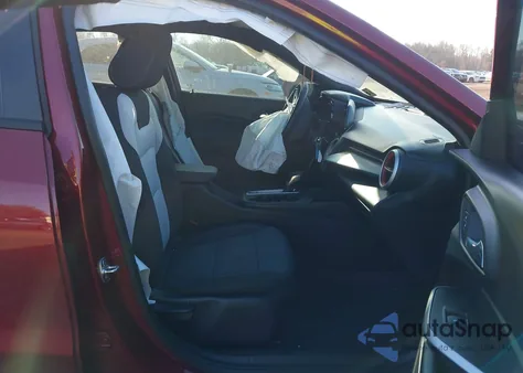 2024 Chevrolet Trax Fwd 1Rs z USA, uszkodzony, nr VIN KL77LGE22RC147051